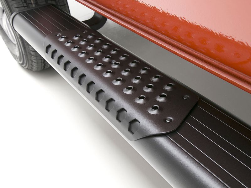LUV584072571134 Luverne OMega II Black Running Boards Running
