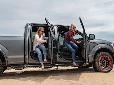 2019 ram 2500 wheel to wheel running boards