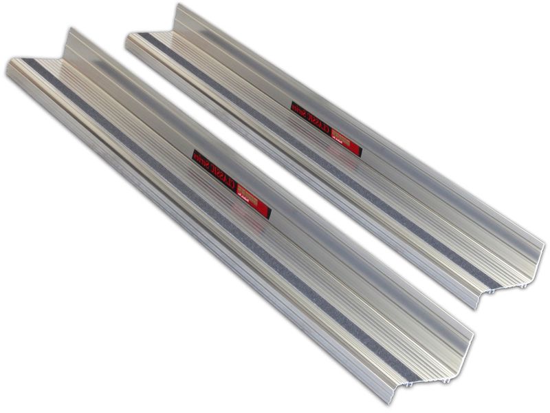 Owens Extruded Polished ClassicPro Series Running Boards  OWN-OC7456C-01&OWN-10-1175 | Running Board Warehouse